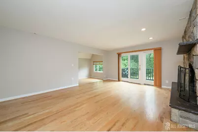 [Address not provided], Lawrence Township, NJ 08648 - Photo 4