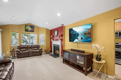 400 Keswick Drive, Piscataway Township, NJ 08854 - Photo 4