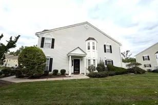 101 Park Knoll Dr, South Brunswick Township, NJ 08540 - Photo 2
