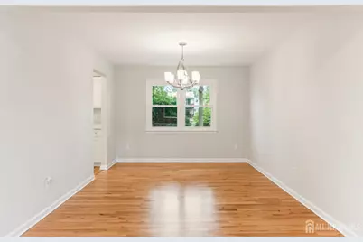 273 W Indiana Avenue, Iselin, NJ 08830 - Photo 8
