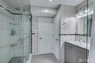 1 Ballo Pl, Edison, NJ 08820 - Photo 28