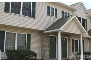 36 E 36 B Henry St, Franklin Township, NJ 08873 - Photo 2