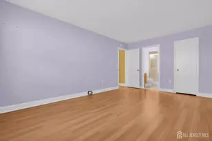 1102 Wellington Pl, Aberdeen Township, NJ 07747 - Photo 24