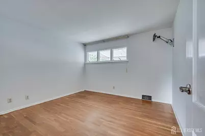 15 Lowell Street, Iselin, NJ 08830 - Photo 16