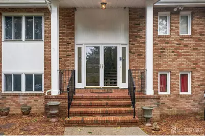 1 Hidden Lake Drive, North Brunswick Township, NJ 08902 - Photo 2