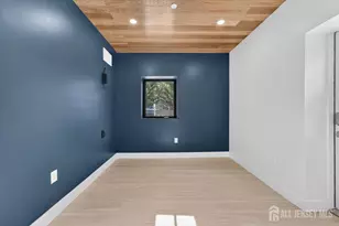 810 N 2nd Ave, Highland Park, NJ 08904 - Photo 14