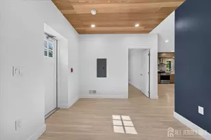 810 N 2nd Ave, Highland Park, NJ 08904 - Photo 16