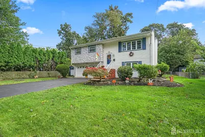 196 Marsh Avenue, Metuchen, NJ 08840 - Photo 2