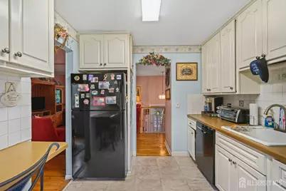 196 Marsh Avenue, Metuchen, NJ 08840 - Photo 12