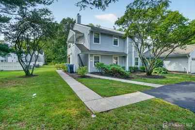 51 Woodmere Drive, Sayreville, NJ 08859 - Photo 2