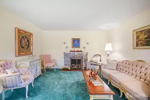 232 N Pondview Blvd, Monroe Township, NJ 08831 - Photo 6