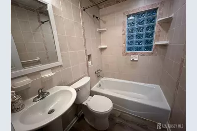 104 E Cliff Road, Colonia, NJ 07067 - Photo 6