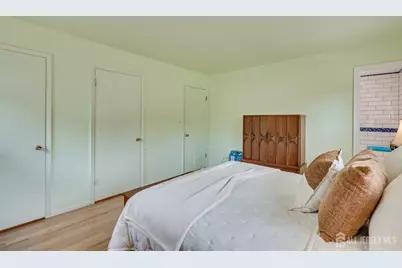 72 Stephenville Parkway, Edison, NJ 08820 - Photo 38