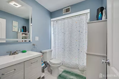 40 Wedgewood Avenue, Woodbridge Township, NJ 07095 - Photo 28