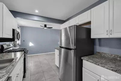 110 W Warren St, Woodbridge T Street, Iselin, NJ 08830 - Photo 10