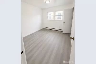 [Address not provided], Middlesex, NJ 08832 - Photo 4