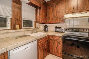 97 Sterling Dr, Colonia, NJ 07067 - Photo 12