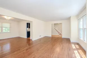 18 Parker Rd, Plainsboro Township, NJ 08536 - Photo 8