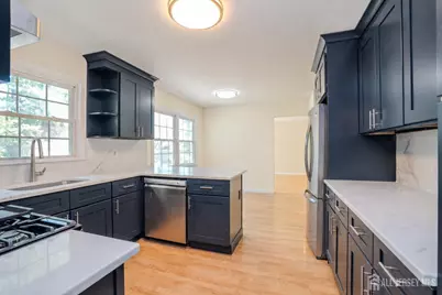 18 Parker Road, Plainsboro Township, NJ 08536 - Photo 10