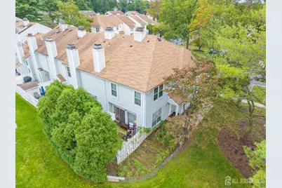 22 Borelle Square, Sayreville, NJ 08859 - Photo 4