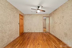 192 College Dr, Edison, NJ 08817 - Photo 14