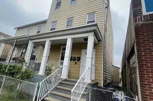 385 Washington St, Perth Amboy, NJ 08861 - Photo 2