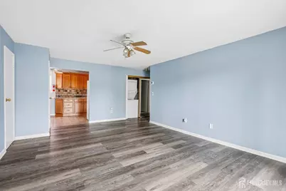 1203 N Oaks Boulevard, North Brunswick Township, NJ 08902 - Photo 6