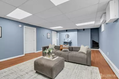21 McGuire Street, Menlo Park Terrace, NJ 08840 - Photo 18