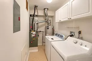 1503 Commons Dr, East Brunswick Township, NJ 08816 - Photo 10