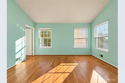 296 Pegasus Road, Piscataway Township, NJ 08854 - Photo 18