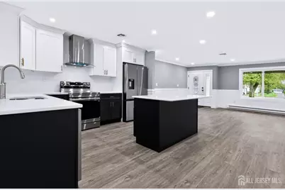 148 Maclura Plaza, Monroe Township, NJ 08831 - Photo 10