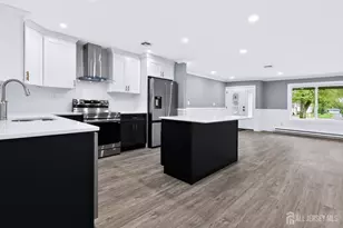 148 Maclura Plaza, Monroe Township, NJ 08831 - Photo 10