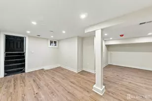 458 Lawrie St, Perth Amboy, NJ 08861 - Photo 64