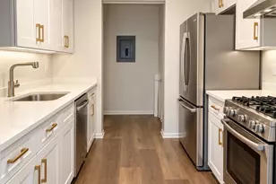 64 Almond Dr, Franklin Township, NJ 08873 - Photo 2