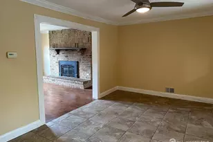 601 Maple Hill Dr, Woodbridge Township, NJ 07095 - Photo 4