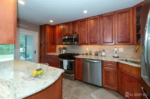 75 Boulevard W, Old Bridge Township, NJ 07735 - Photo 8
