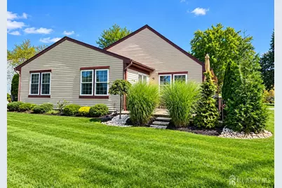 42 Yorkshire Drive #B, Monroe Township, NJ 08831 - Photo 4