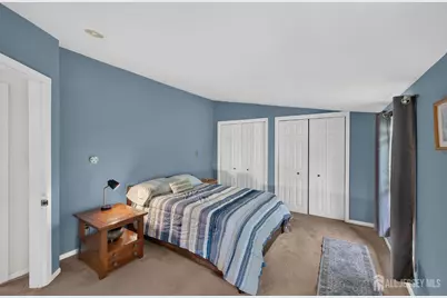 325 Dorn Avenue, Middlesex, NJ 08846 - Photo 30