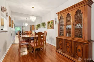 401 Danbury Ln, East Brunswick Township, NJ 08816 - Photo 8