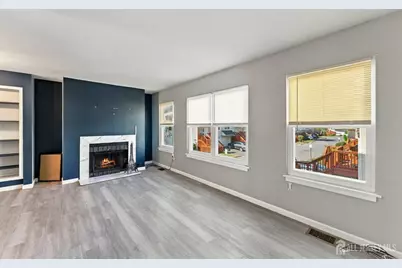 129 Fulton Court, New Brunswick, NJ 08901 - Photo 12