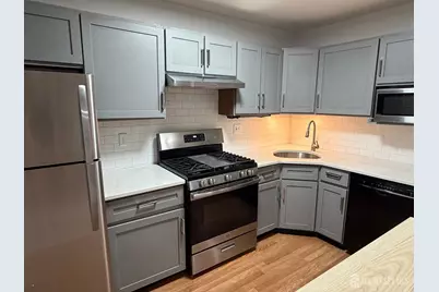 406 Woodhaven Drive, Edison, NJ 08817 - Photo 14