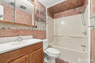26 Chandler Rd, Edison, NJ 08820 - Photo 18