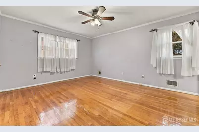26 Chandler Road, Edison, NJ 08820 - Photo 14