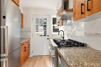 250 Brookside Avenue, Old Bridge Township, NJ 08879 - Photo 8