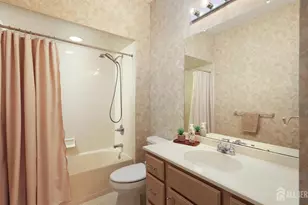 22 Stonewyck Pl, Monroe Township, NJ 08831 - Photo 32