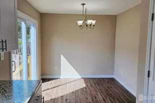 9 NE Pinetree Ct, Monroe Township, NJ 08831 - Photo 10