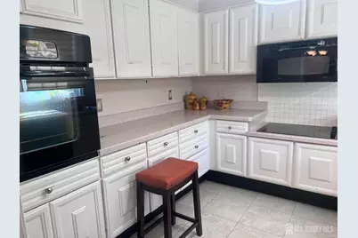 111 Hanover Lane Lane #A, Monroe Township, NJ 08831 - Photo 10