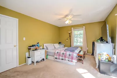 45 Amethyst Way, Franklin Township, NJ 08823 - Photo 14