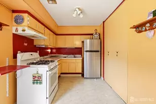 76 Haven Dr, Old Bridge Township, NJ 08867 - Photo 10