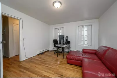 548 Bramhall Avenue, Jersey City, NJ 07304 - Photo 16